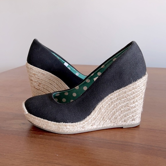 Classic black canvas espadrilles wedges, excellent condition  sz 6 - Picture 1 of 5